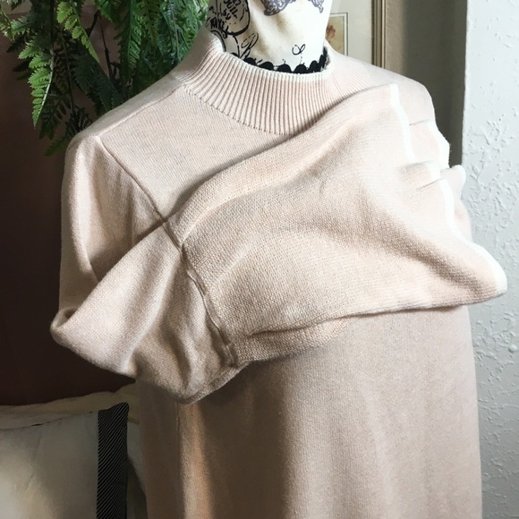 Style & Co beautiful light pink cream trim sweater - Picture 5 of 9